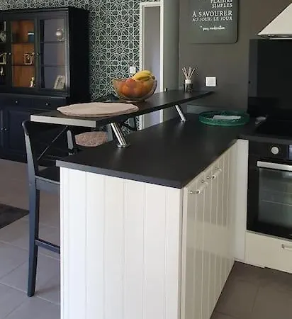 Hotel Chic Au Bois Joli Piscine Privee 4 4 Kms De Bergerac, Dans Le Perigord Pourpre