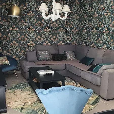 Chic Au Bois Joli Piscine Privee 4 4 Kms De Bergerac, Dans Le Perigord Pourpre Hotel 3*