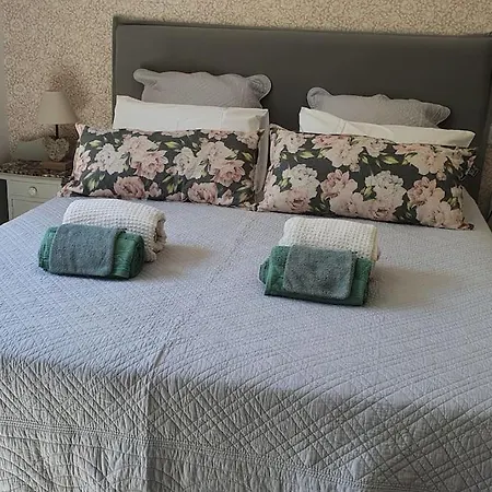 Chic Au Bois Joli Piscine Privee 4 4 Kms De Bergerac, Dans Le Perigord Pourpre 3* Lembras